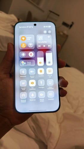 ខ្ញុំចង់លក់ iqoo Z11 Turbo