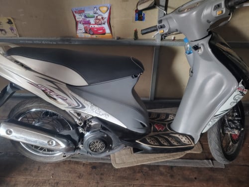 លក់step 08 នៅស្អាតខ្ចី  125cc