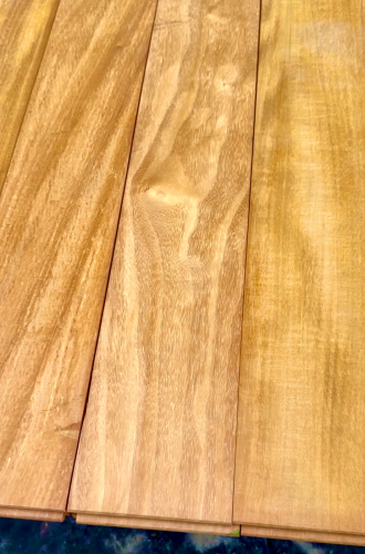 ✅ការ៉ូ​បាតឈេីម៉ៃសាក់មាស(ក្រាលខាងក្នុង)