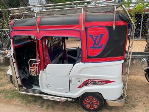 Tok tok 024 អាចយាយតរថ្លៃគ្នាបានទៀត