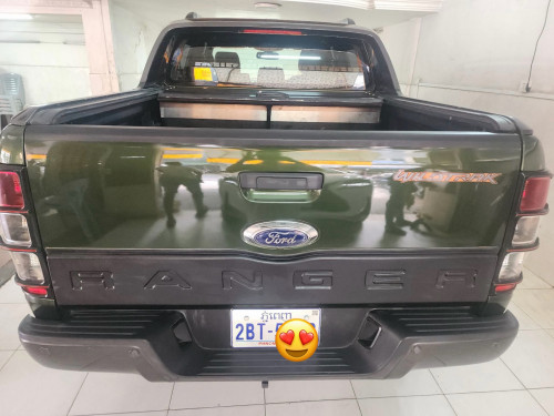 Ford Ranger 017 XLT ម៉ាស៊ីន 2.2 ប៉ុង1 (ស្តាំកែឆ្វេងស្តង់ដា)