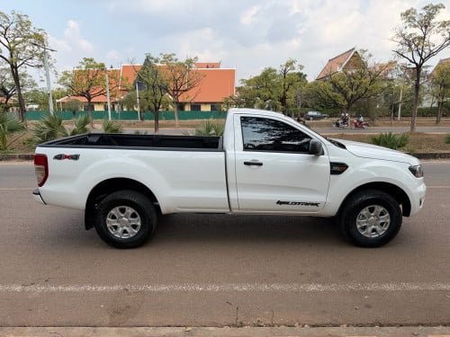 Ford ranger 1បាំង 2020 ឡានស្អាត