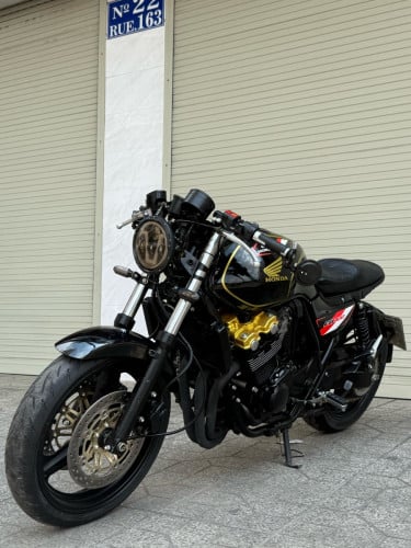 Honda cb400