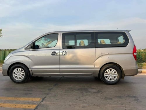 Hyundai H1 2016 ឡានស្អាតខ្លាំង