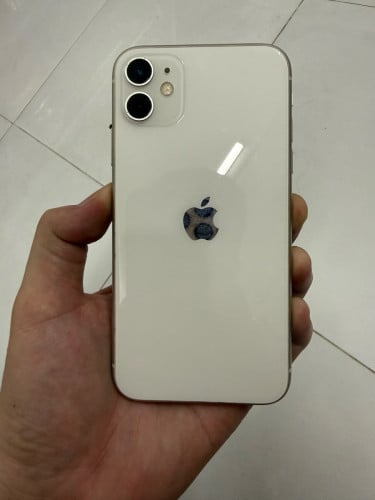 iPhone 11