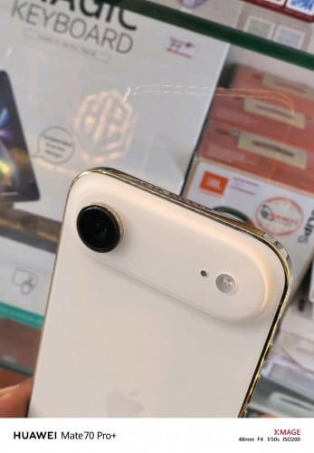 iPhone 17 Air LLA American battery health 100% Cycle count 2 condition like new