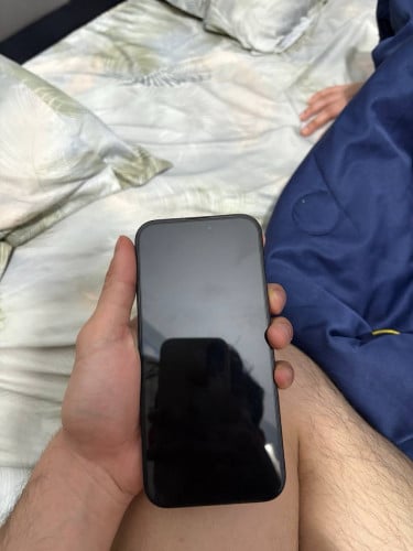 iPhone 16pro max 256G Xa sim1+Esim ថ្ម96% ស្អាត99.9% តួរពេលបកស្កូតនៅថ្មី100%នៅធានាក្រមហ៊ុន4ខែទៀត