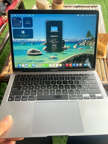 MacBook Air M1