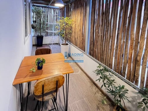 N1033 | Loft Apartment in BKK3 For rent