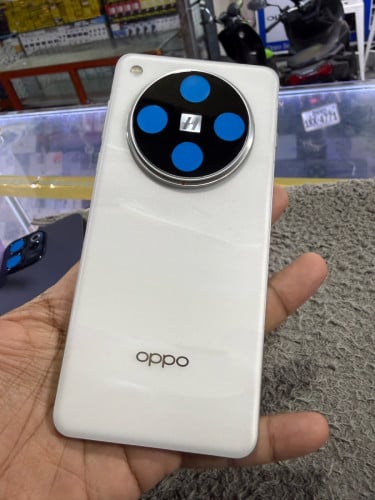 Oppo Find X8Pro 5G Ram16G Memory512G Global Sim2 99% មានឆ្នាំងសាក