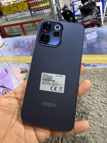 Oppo Reno15F 5G Ram12G Memory256G 99% ក្រុមហ៊ុនសុីមពីរ មានឆ្នាំងសាក