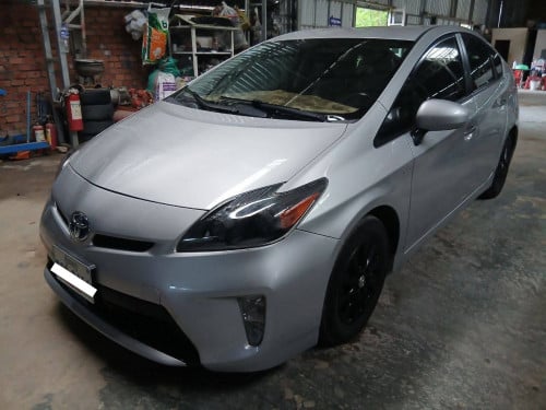 PRIUS 2012 For Rent /出租