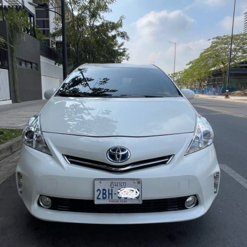 Prius v 012 option4