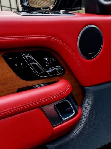 Range Rover Vogue LWB autobiography
