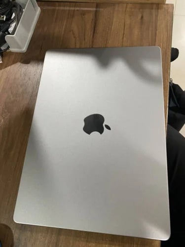Sell Macbook 99% new