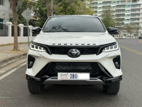 Toyota Fortuner Legender 2022