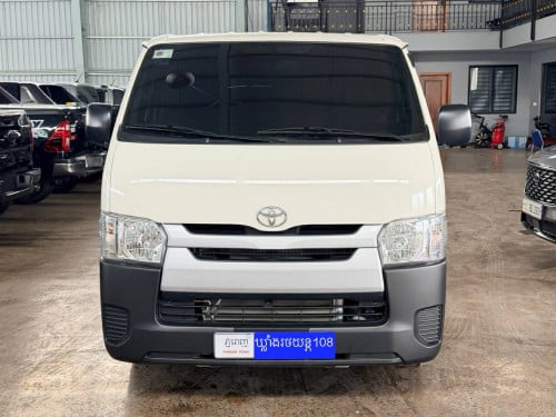 Toyota hiace 2025ថ្មី99%ចូលតាមក្រុមហ៊ុនToyota ថ្នាំសុីន100% នៅធានាពីក្រុមហ៊ុនម