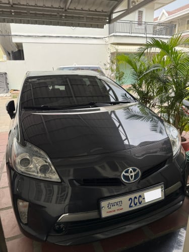 Toyota Prius 2013 Plug-in Option3