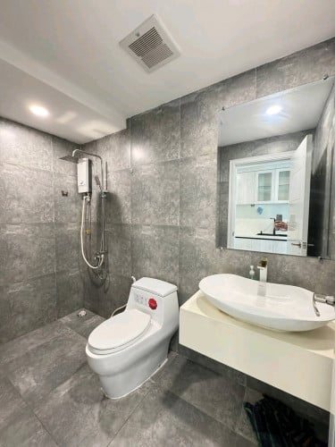 Unboxing Uk Condo 524 Plaza Toul kork for rent