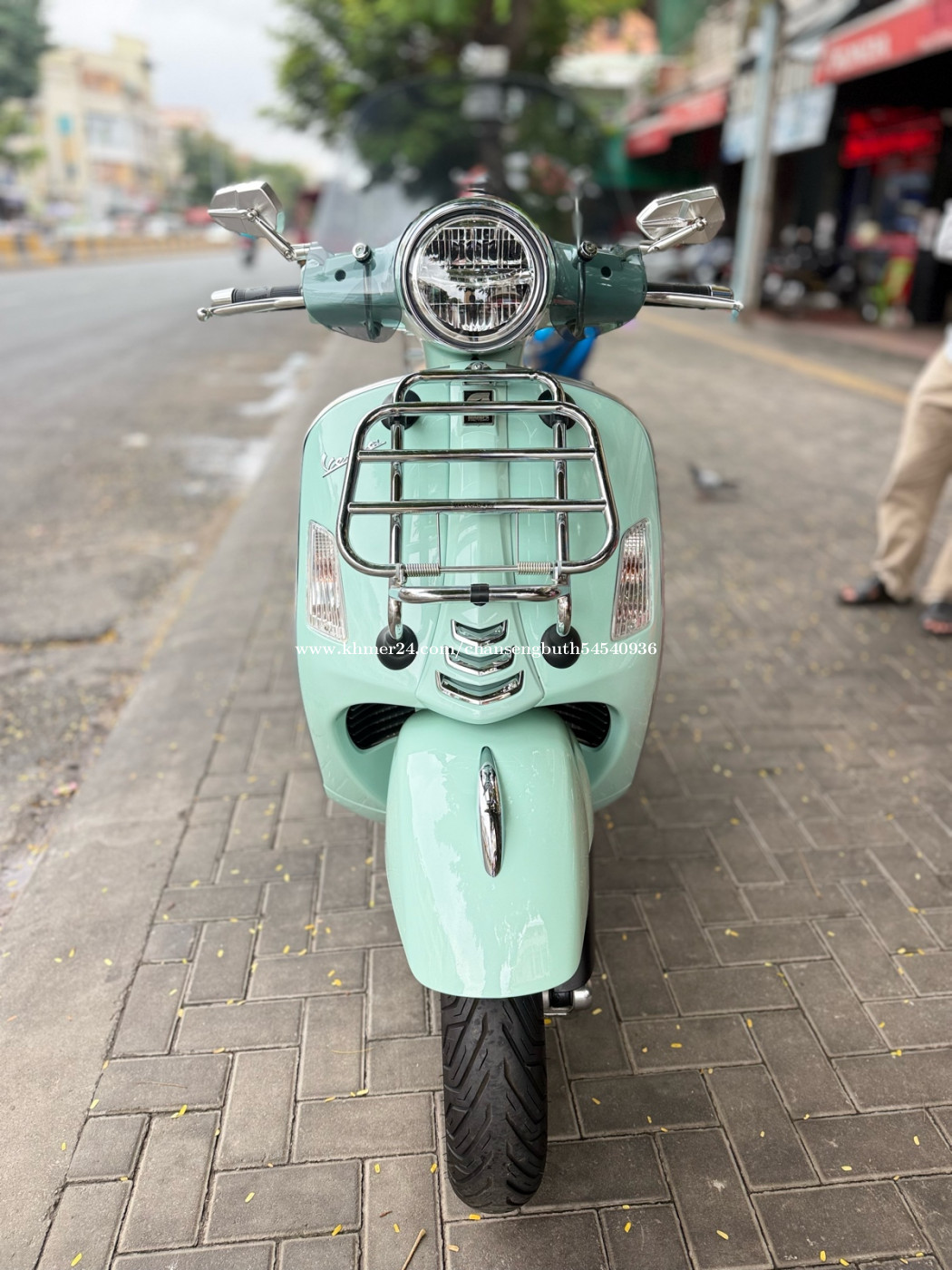 Vespsa GTS. 300cc. 2022. ខ្ចីណាស់ លេខការ៉េ (លេខធ្វេីអស់1809$)