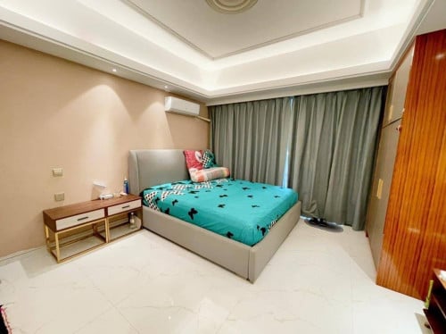 ខុនដូជួលទីតាំងផ្សារដីហ៊ុយ