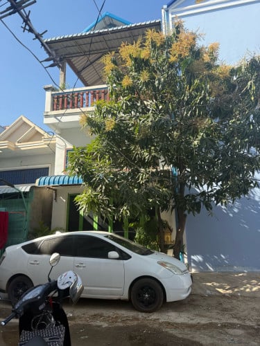 ផ្ទះនៅភ្នំពេញ