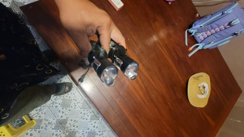 គុជជើងបី