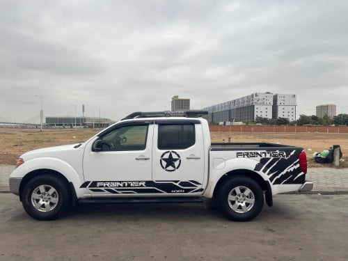 នីសាន់ 07 ប៉ុង 2 កាប់ពិតាស់ ( ប្រើហ្គាស់នឹងសាំង)  លក់ 12500$