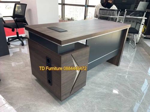 តុប្រធាន 140*70 cm