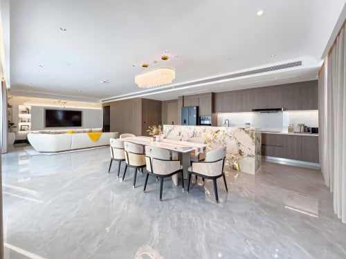 𝐅𝐨𝐫 𝐑𝐞𝐧𝐭: 3-Bedroom Apartment –Tunle Bassac, Independence Monument