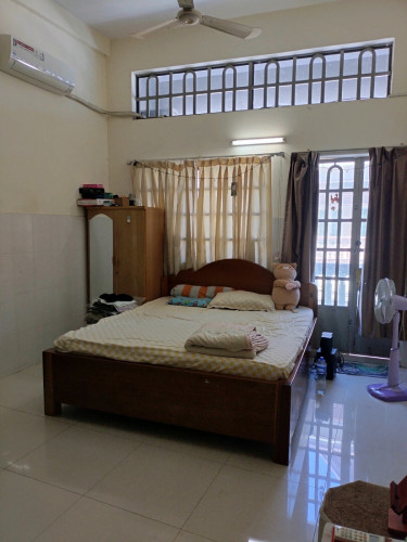 ផ្ទះល្វែង 4.2x16m (ខាងមុខផ្សារចាក់អង្រែក្រោម ផ្លូវ60ម)