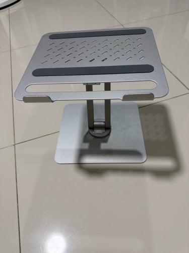 ជើងទំរ កុំទ្យូទ័រ អាលុយមីញ៉ូម នៅស្អាត99%