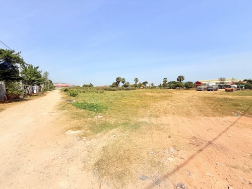 ដីលក់ធូថ្លៃ នៅសង្កាត់គោករកា ខណ្ខឬស្សីកែវ - Land for Urgent Sale, Korkroka, Khan SenSok