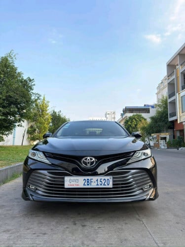 🚘 ថ្មីខ្លាំងណាស់ Camry 2020 ម្ចាស់ដេីមផ្ទាល់