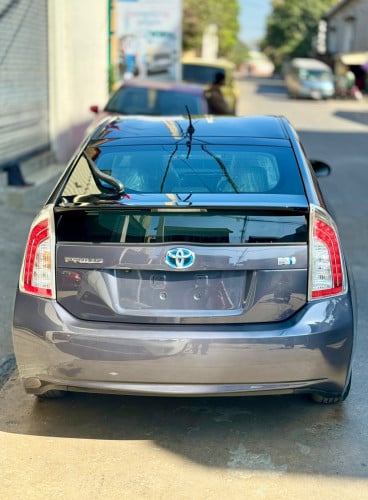 🚘 បង់រំលស់​១០០%ពុំចាំបាច់មានប្រាក់ចូលរួម​💰 ​2012 Toyota Prius​ option 2 ម៉ាញ៉េAndroid