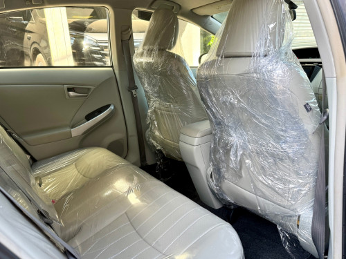 🚘 បង់រំលស់​១០០%ពុំចាំបាច់មានប្រាក់ចូលរួម​💰 ​2012 Toyota Prius​ option 2 ម៉ាញ៉េAndroid