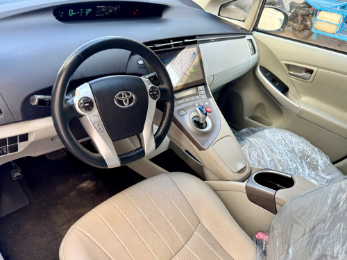 🚘 បង់រំលស់​១០០%ពុំចាំបាច់មានប្រាក់ចូលរួម​💰 ​2012 Toyota Prius​ option 2 ម៉ាញ៉េAndroid