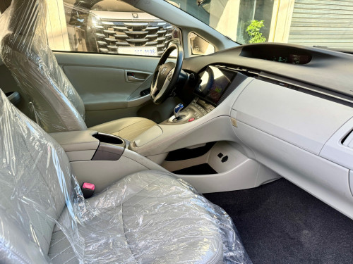 🚘 បង់រំលស់​១០០%ពុំចាំបាច់មានប្រាក់ចូលរួម​💰 ​2012 Toyota Prius​ option 2 ម៉ាញ៉េAndroid