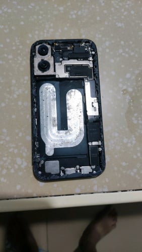 16 កាប់សាច់ គ្រប់គ្រឿ ង