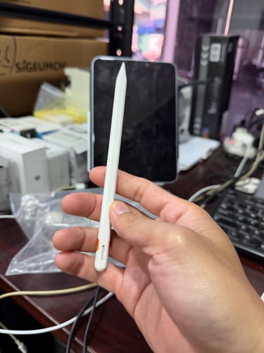 Apple Pencil 2 មួយទឹក​ នឹង​ ថ្មី