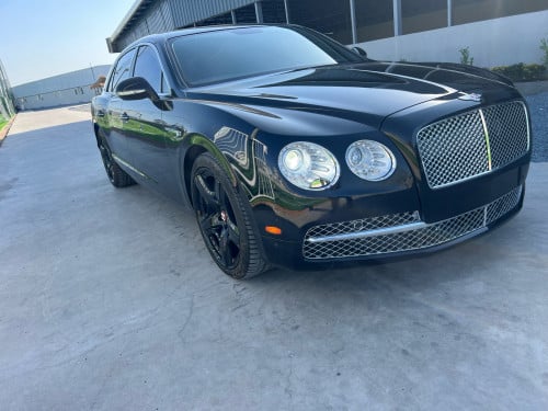Bentley{2015}ទើបមកដល់ថ្មីៗហ្វូលពេញ