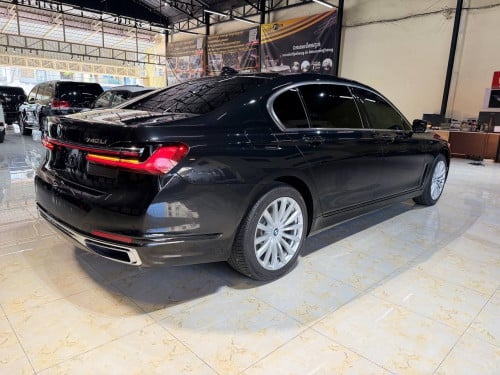 BMW 740Li 2020 full option