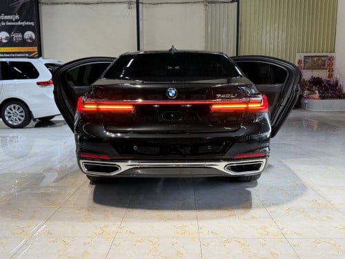 BMW 740Li 2020 full option
