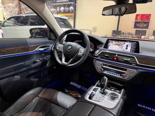 BMW 740Li 2020 full option