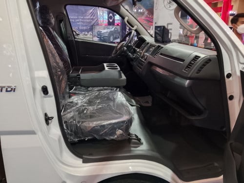 Foton View CS2 Model Y2025 (15កៅអី)