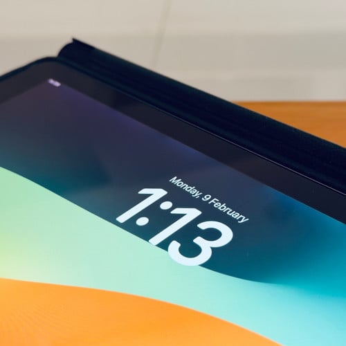 iPad Pro ( 12.9-inch ) – 2nd Gen ថ្មីខ្លាំង Sim + WiFi