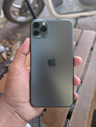iPhone 11 256G អេក្រង់​ហ្សុីន​ ស្កេន(វៃដូរបាន)👉245