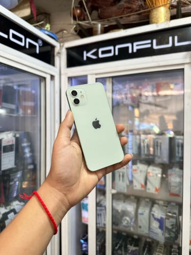 iPhone 12 ពណ៌ទឹកសណ្តែក 🍏 64GB  LLA Battery 90% 🔋 តួស្អាត 99.99% សំណុំហ្សីន