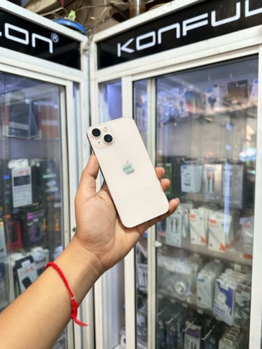 iPhone 13 ពណ៌ផ្កាឈូក 🍏 128GB  LLA Battery 91% 🔋 តួស្អាត 99% សំណុំហ្សីន