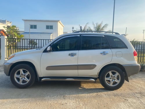 L-ប៉ុង​1-2️⃣0️⃣0️⃣1-ឡាន​នៅផ្ទះ​❤️️💚